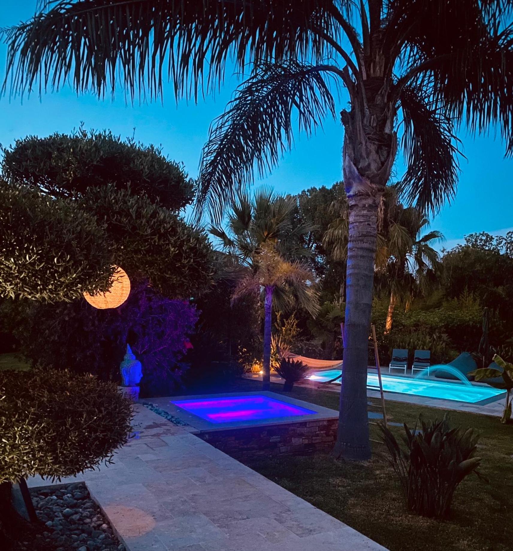 Le Cocoon Lodge Du Gapeau & Massage Solliès-Pont Exteriér fotografie